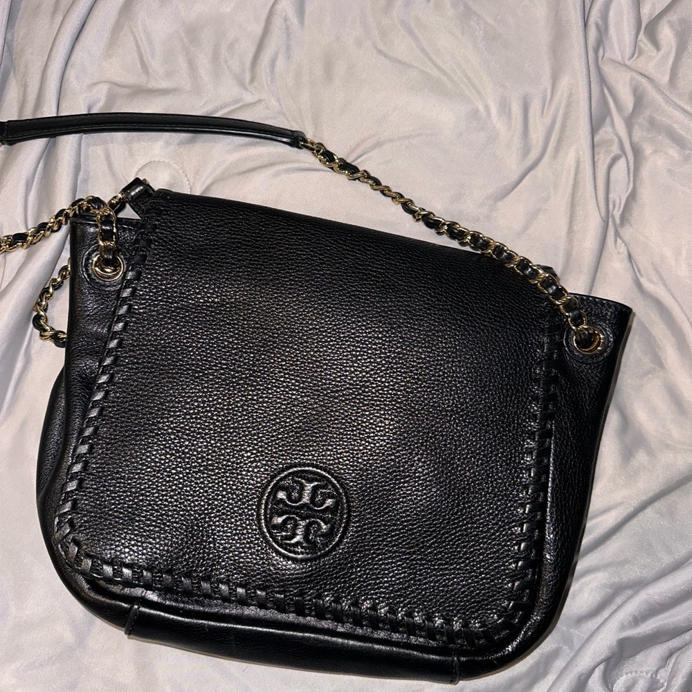 Black Leather Chain Shoulder Bag